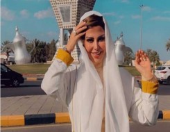   مصر اليوم - شمس الكويتية توثق زيارتها للأهرامات برسالة وإطلالة غريبة