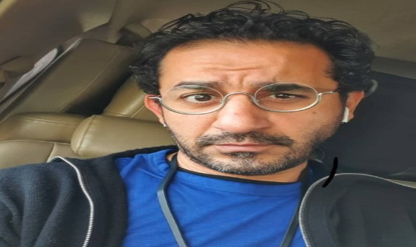   مصر اليوم - أحمد حلمى يُعلق على مشهد من فيلم آسف على الإزعاج