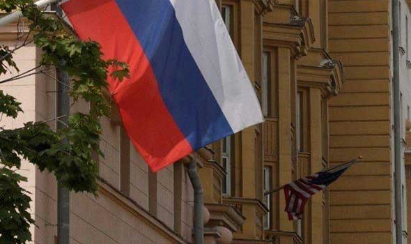   مصر اليوم - واشنطن تمنع السفارة الروسية من وضع الزهور على النصب التذكاري للجنود السوفييت والأميركيين