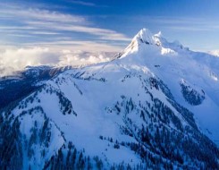   مصر اليوم - بولندا تغلق جبال تاترا بالكامل أمام السياحة بسبب خطر الانهيارات الجليدية