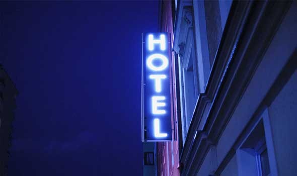 أجمل الفنادق في سانتوريني للراغبين في قضاء شهر عسل لا ينسى