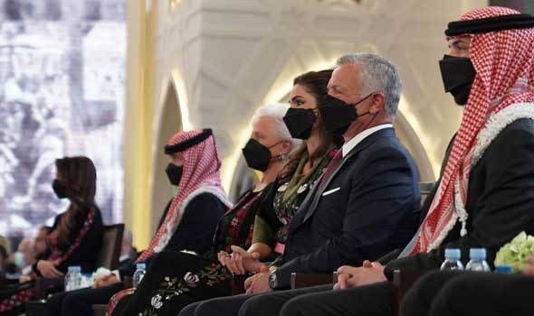 الملكة رانيا العبد الله تنعي ضحايا حادث العقبة