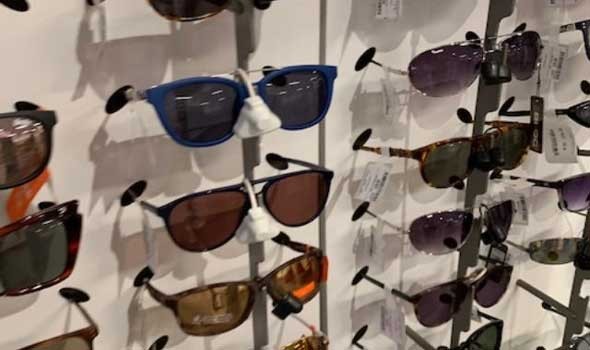   مصر اليوم - فيكتوريا بيكهام تقدّم مجموعة نظّارات جديدة لموسم خريف وشتاء 2021