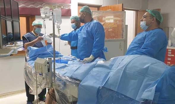   مصر اليوم - دبي تشهد إنجازاً طبياً بإجراء أول عمليتين جراحيتين بواسطة الروبوت للتبرع بالكلى