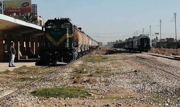   مصر اليوم - السكة الحديد المصرية تحذر الركاب من سرقة قطارات نقل البضائع