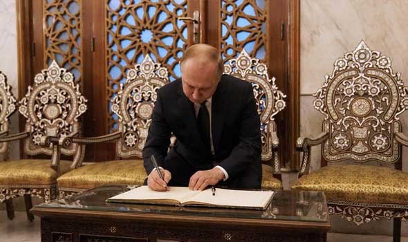   مصر اليوم - بوتين يؤدي اليمين لولاية رئاسية خامسة وأوكرانيا تُحبط مخططاً روسياً لاغتيال زيلينسكي