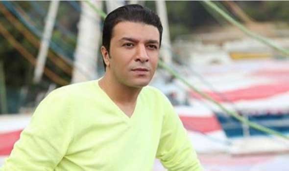 الفنان مصطفى كامل يخرج عن صمته ويدافع عن نفسه ضد اتهامات حلمي عبد الباقي