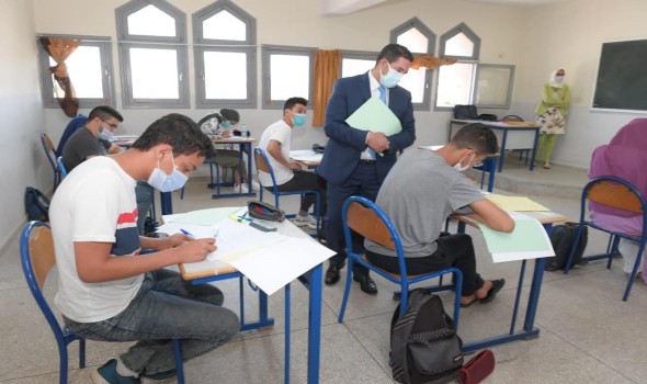   مصر اليوم - وزير التعليم المصري يطمئن أولياء أمور طلاب الثانوية العامة بشأن أوراق المسودات في الامتحان