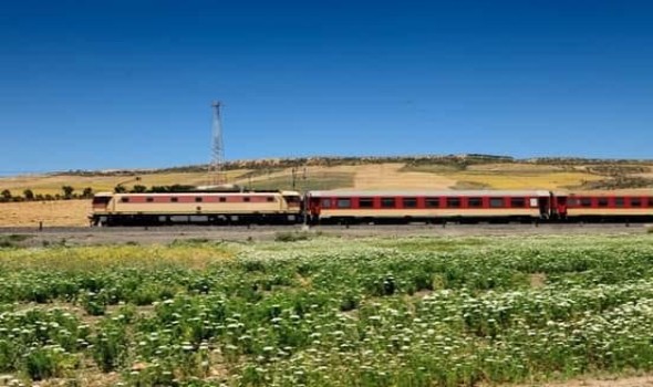   مصر اليوم - السكة الحديد المصرية تستبدل بعض القطارات بعربات تحيا مصر ضمن خطة إخراج العربات القديمة