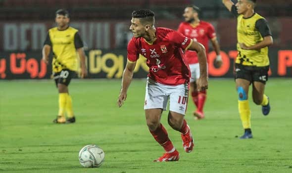 محمد شريف يَقود هجوم الأهلي أمام المصري البورسعيدي في الدوري الممتاز