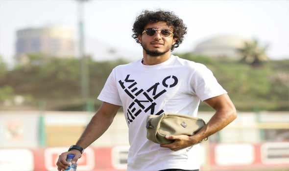 محمد هانى يعود لقيادة الجبهة اليمنى للأهلى فى نهائى الكأس