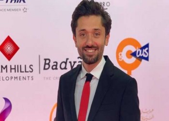   مصر اليوم - كريم محمود عبد العزيز يعلن انفصاله رسميا مؤكدا الطلاق شرع الله