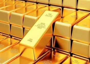   مصر اليوم - مصر تبدأ استخراج الذهب بعد اكتشافه في جبل بمدينة شلاتين