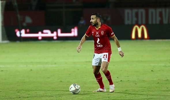   مصر اليوم - علي معلول يسجل هدف الأهلي الأول على أسوان في الدوري