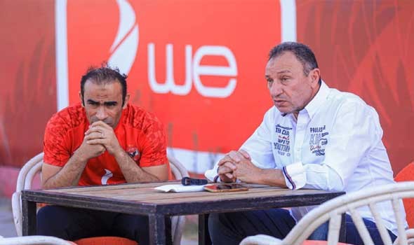   مصر اليوم - الخطيب يعقد جلسة مع سيد عبد الحفيظ لصرف مكافآت مالية للاعبين