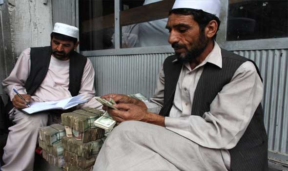   مصر اليوم - إيران تعيد مليون ونصف أفغاني إلى بلدهم وتتهم بعضهم بالتجسس لصالح إسرائيل