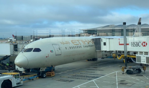   مصر اليوم - الاتحاد للطيران تخطط لدخول السوق الثانوية من أجل شراء أربع طائرات إضافية لدعم شبكتها التشغيلية