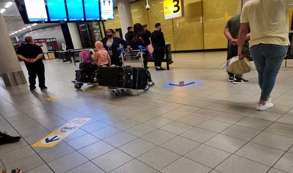   مصر اليوم - مطارا مرسى علم والغردقة يستقبلان 97 رحلة أوروبية