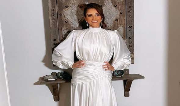   مصر اليوم - حنان مطاوع تكشف سرّ غريب عن حفل زفافها