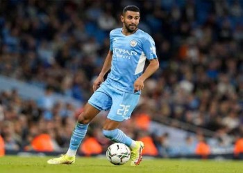   مصر اليوم - رياض محرز يضفي غموضا على مستقبله مع منتخب الجزائر