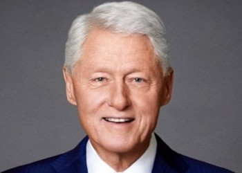   مصر اليوم - كلينتون يدعو إلى نشر جميع المواد المرتبطة بملفات إبستين