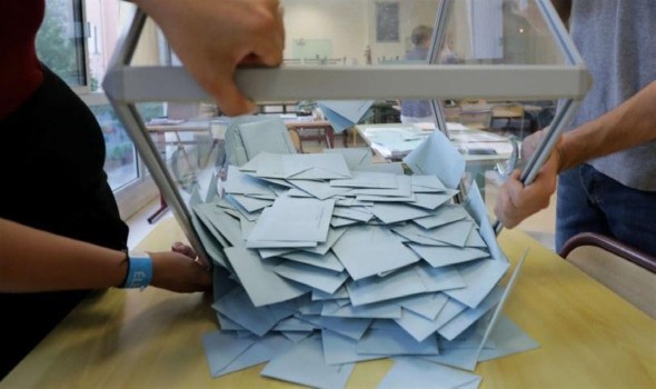 مراكز الاقتراع في موسكو تفتح أبوابها أمام الناخبين للإدلاء بأصواتهم في الانتخابات الرئاسية الروسية لمدة ثلاثة أيام