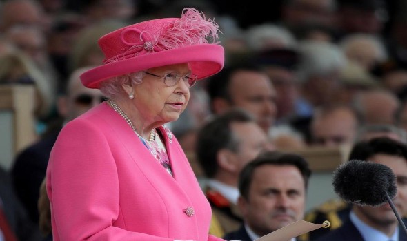   مصر اليوم - الملكة إليزابيث الثانية تأمل في أوقات أفضل للأوكرانيين