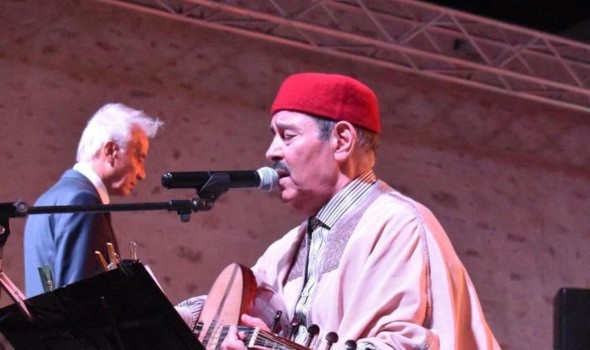 لطفي بوشناق يتألق في مهرجان الغناء بالفصحى في السعودية