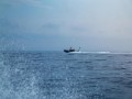   مصر اليوم - استهداف سفينة تجارية قبالة الحديدة والجيش الأميركي يُدمر منصتي صواريخ كروز للحوثيين