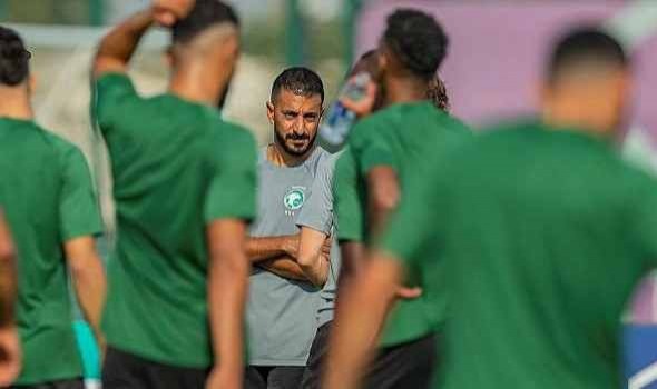 سلمان الفرج لاعب منتخب السعودية يعلن عن تعرضه لقطع في الرباط الصليبي