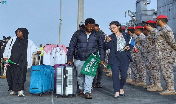   مصر اليوم - تشريد مئات العائلات السودانية بعد حرق مخيماتهم في سبها جنوب ليبيا