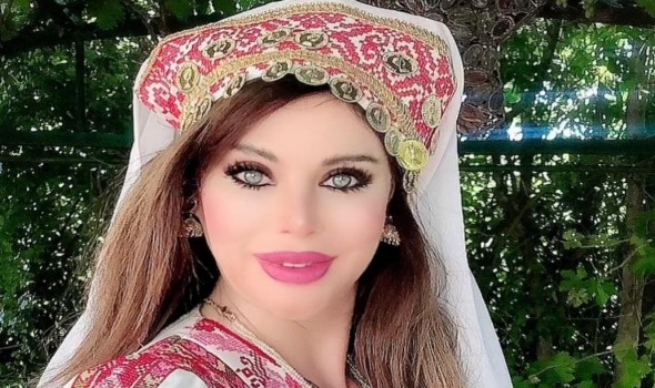 توقيع قصة اللؤلؤ والأرض لسارة السهيل في المكتبة الوطنية