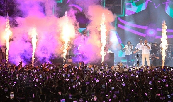   مصر اليوم - عمرو دياب يحتفل بألبوم مكانك 16 فبراير المقبل