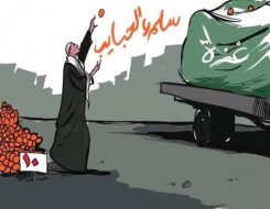   مصر اليوم - تفاعل كبير مع بائع فاكهة مصري ألقى برتقالاً على شاحنات متوجهة إلى غزة