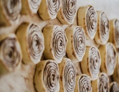 مصر اليوم - أسباب خفية تجعلك تشتهي الحلوى بعد الطعام