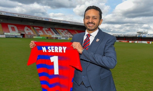   مصر اليوم - المصري مروان سري من مالكي  نادي داجنهام الإنكليزي يعلن إستقالته ودعم غزّة السبب