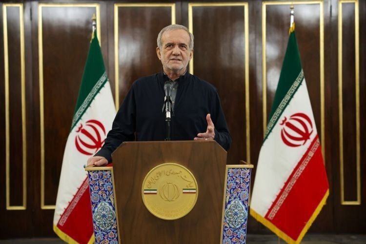   مصر اليوم - مسعود ⁠بزشكيان يتهم أميركا وإسرائيل بتأجيج أعمال الشغب