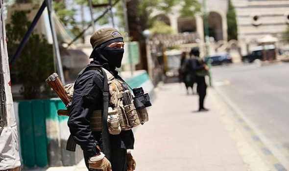   مصر اليوم - الهدوء يعود إلى السويداء بعد أسبوع دامٍ بالتزامن مع تحليق مقاتلات وانتشار أمني ومساعدات إنسانية تصل المدينة