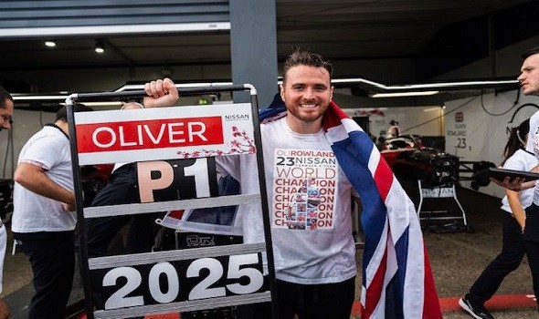   مصر اليوم - أوليفر رولاند يتوّج بلقب بطولة السائقين في فورمولا إي بعد تتويجه في الجولة الرابعة عشرة من موسم 2024/2025