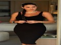   مصر اليوم - ياسمين صبري تختار الفستان الأسود الصيفي بأسلوب أنثوي أنيق يبرز أناقتها وجاذبيتها