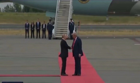   مصر اليوم - واشنطن تسابق الزمن لترتيب لقاء بوتين وزيلينسكي وضمانات أمنية لأوكرانيا قيد الإعداد