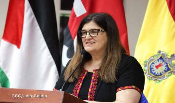   مصر اليوم - فارسين أغابكيان تثمن دور السعودية في الاعترافات بدولة فلسطين