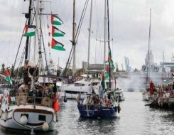   مصر اليوم - أسطول الصمود العالمي يطلق أكبر عملية إغاثية برية وبحرية في التاريخ لكسر حصار غزة