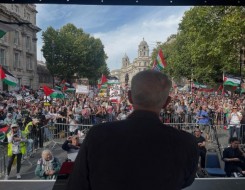   مصر اليوم - الشرطة البريطانية تعتقل مئات المشاركين في مسيرة ضد حظر حركة فلسطين أكشن