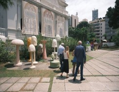   مصر اليوم - تصميمات رخامية تُعيد إحياء الحمّامات الرومانية في قلب بيروت