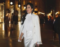   مصر اليوم - اللون الأبيض يتربّع على عرش إطلالات النجمات في بدايات خريف 2025