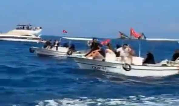   مصر اليوم - أكثر من 400 ناشط محتجزون في أسطول الصمود ونتنياهو يعبر عن تقديره للقوات الإسرائيلية