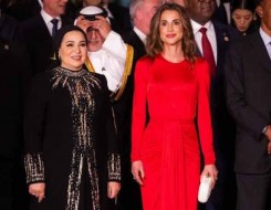   مصر اليوم - أناقة ملكات مصر القديمة تُلهم النجمات في افتتاح المتحف المصري وسحر فرعوني يلفّ الحفل بحضور الملكة رانيا