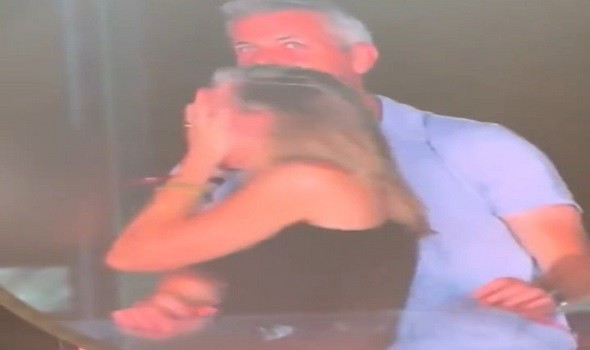 فضيحة حفل كولدبلاي السيدة المتهمة بالخيانة تكشف الحقيقة لأول مرة