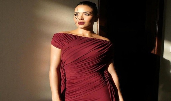   مصر اليوم - إطلالات لافتة للنجمات من مهرجان البحر الأحمر السينمائي 2025